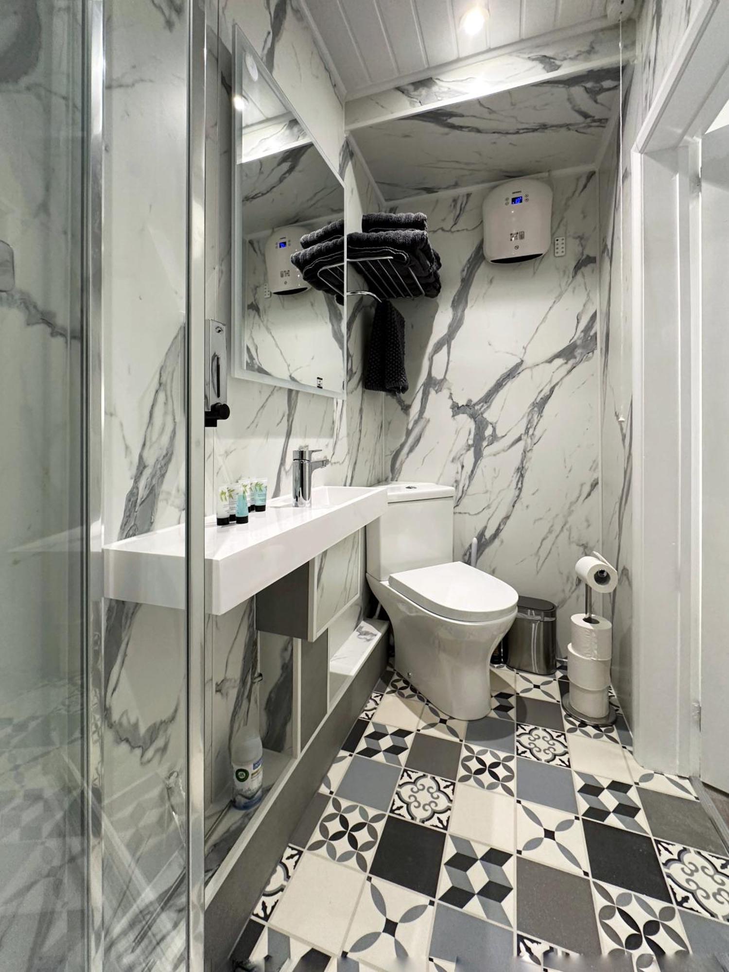 Kensington Studio Hosted By Airoperate Near Notting Hill - 1 Double Bed , 1 Sofa Bed, Ground Floor Apartment Via Private Entrance Λονδίνο Εξωτερικό φωτογραφία